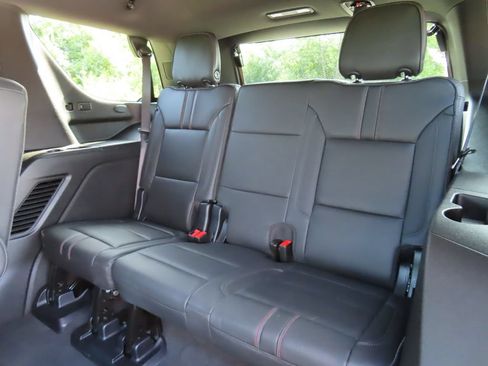 Used 2025 Chevrolet Tahoe RST w/ Comfort Package AWD/4WD image 30