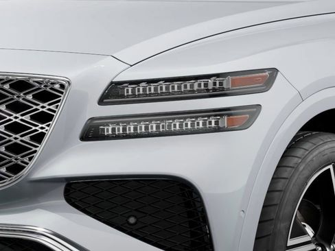 Used 2025 Genesis GV80 3.5T Prestige image 11
