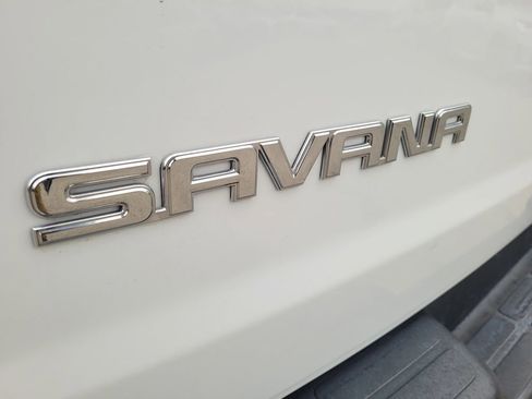 Used 2023 GMC Savana 3500 LS image 23
