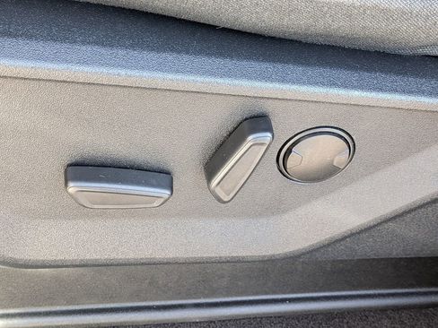 Certified 2023 Ford F150 XLT w/ Equipment Group 302A High image 21