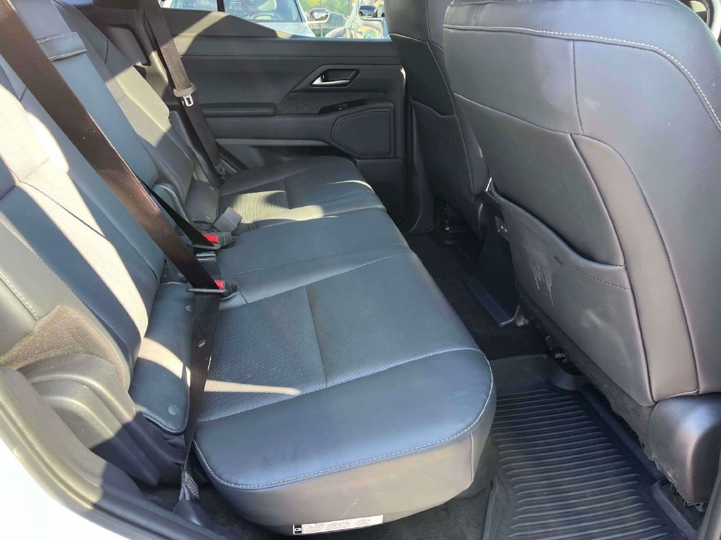 Used 2025 Lexus GX 550 w/ Cold Area Package AWD/4WD image 9