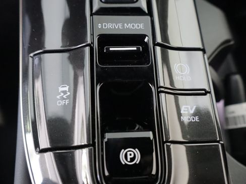 New 2026 Toyota Crown AWD/4WD image 11