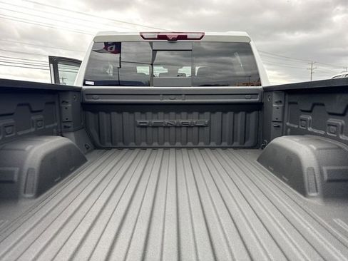 Used 2024 GMC Sierra 1500 Denali w/ Denali Reserve Package image 10