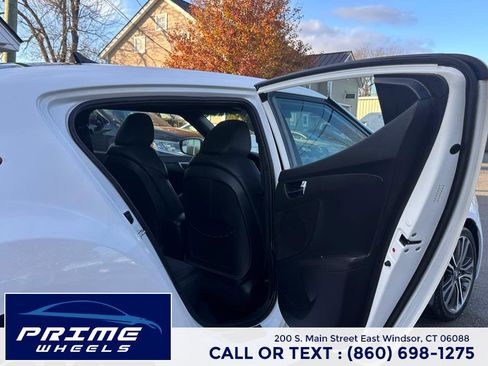 Used 2016 Hyundai Veloster w/ Option Group 02 image 12