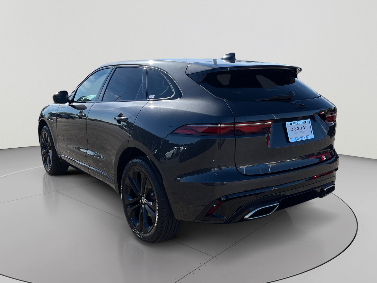 New 2026 Jaguar F-PACE R-Dynamic S AWD/4WD image 3