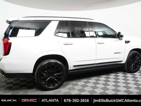 Used 2022 GMC Yukon Denali image 2