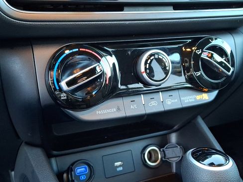 Certified 2023 Hyundai Kona SEL image 18