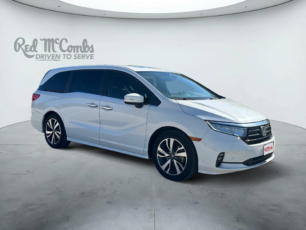 Used 2024 Honda Odyssey Touring image 3