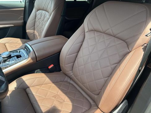 Used 2024 BMW X5 xDrive50e w/ Executive Package AWD/4WD image 29