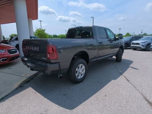 New 2026 RAM 2500 Big Horn AWD/4WD image 37