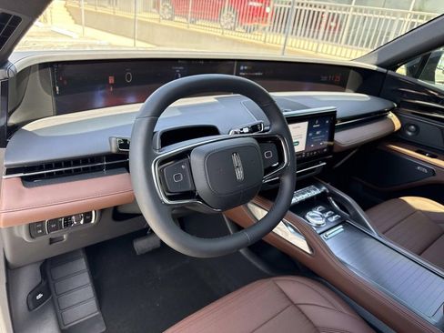 New 2026 Lincoln Nautilus Reserve w/ Jet Appearance Package AWD/4WD image 34