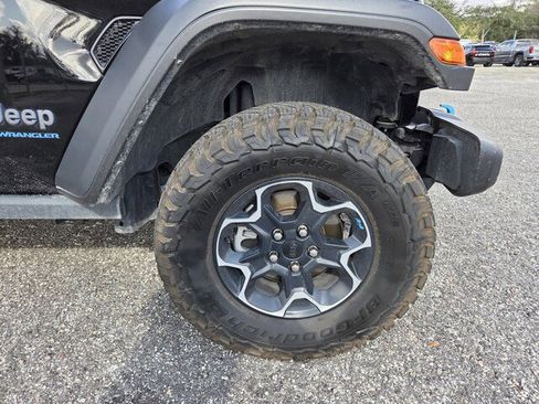 Used 2023 Jeep Wrangler Unlimited Rubicon 4xe w/ Cold Weather Group image 10