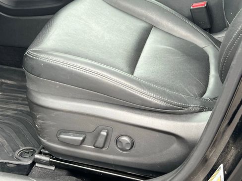 Used 2023 Hyundai Kona Limited AWD/4WD image 25