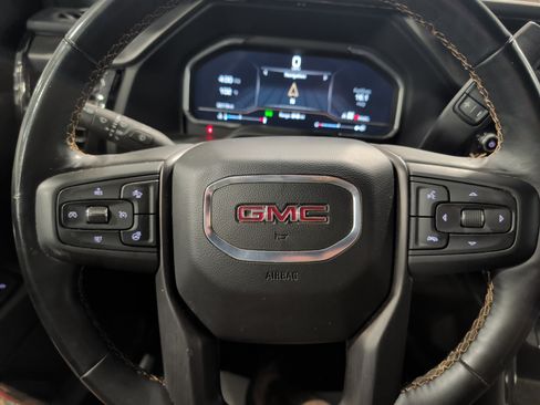 Used 2025 GMC Sierra 2500 AT4 w/ AT4 Premium Plus Package AWD/4WD image 11