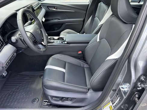 New 2026 Toyota Camry SE FWD image 14