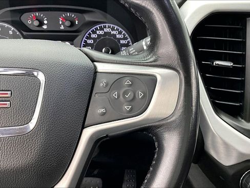 Used 2019 GMC Acadia SLE image 19