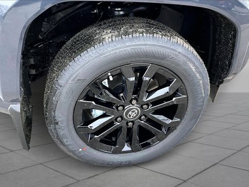 New 2026 Toyota 4Runner 4WD image 12