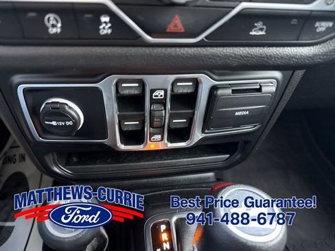 Used 2024 Jeep Wrangler Unlimited Sport AWD/4WD image 20
