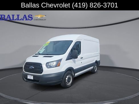 Used 2018 Ford Transit 150 130 Medium Roof RWD image 4
