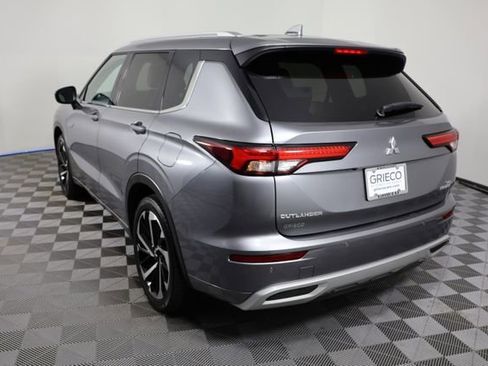 Used 2024 Mitsubishi Outlander SEL image 6