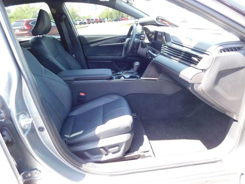 Used 2025 Toyota Camry XSE w/ Premium Package FWD image 18