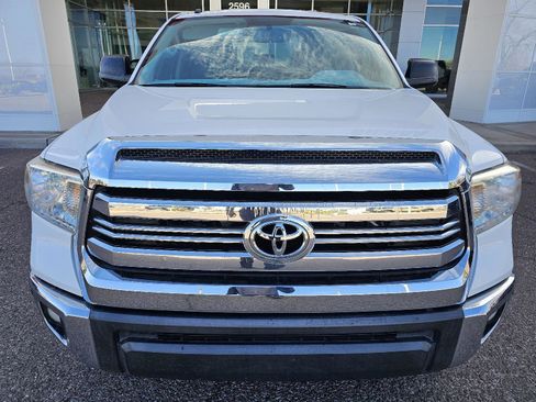 Used 2016 Toyota Tundra SR5 image 8