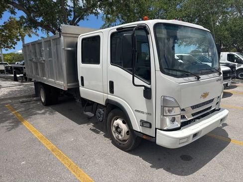 Used 2024 Chevrolet Low Cab Forward RWD image 7
