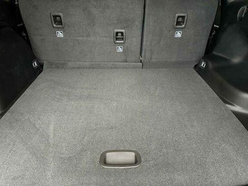 New 2025 Jeep Grand Cherokee Limited image 12