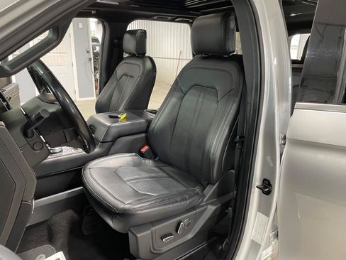 Used 2019 Ford Expedition Max Limited AWD/4WD image 10