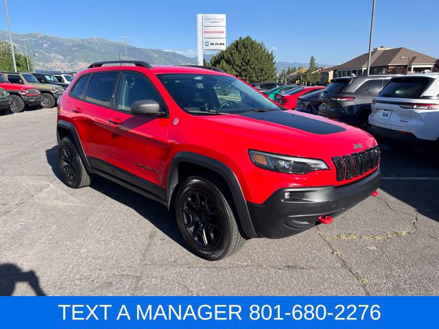 Used 2019 Jeep Cherokee Trailhawk AWD/4WD image 9