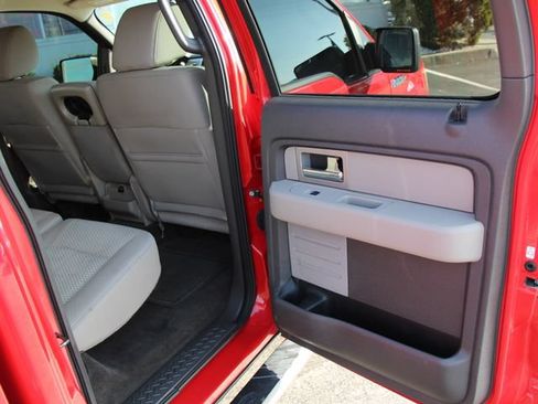 Used 2010 Ford F150 XLT AWD/4WD image 25