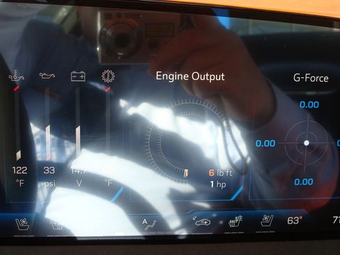 New 2026 Chevrolet Corvette Stingray Premium Conv w/ Z51 Performance Package RWD image 16