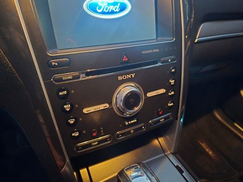Certified 2017 Ford Explorer Sport image 13