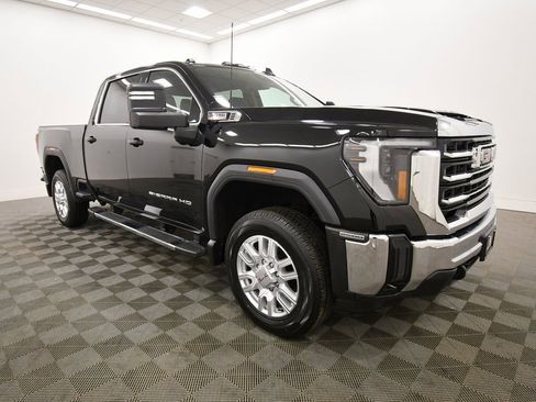 Used 2024 GMC Sierra 2500 SLE w/ SLE Value Package; image 10