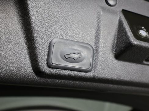 Used 2014 Chevrolet Traverse LTZ w/ LPO, 'HIT The Road' Package image 19