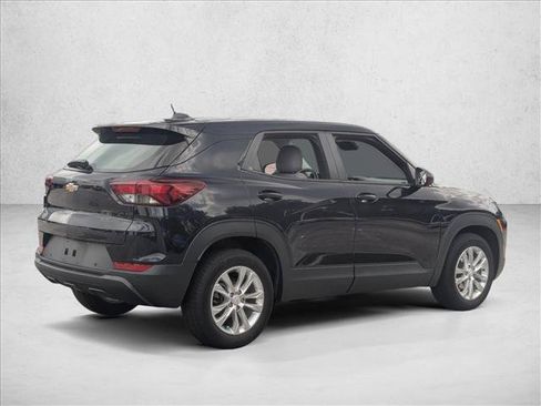 Used 2021 Chevrolet TrailBlazer LS FWD image 5