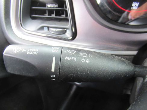 Used 2022 Dodge Challenger R/T w/ Blacktop Package image 28