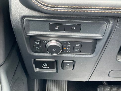 Used 2022 Ford Expedition Max Platinum AWD/4WD image 15