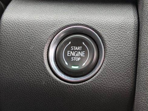 Used 2024 GMC Acadia Denali w/ Super Cruise Package image 36