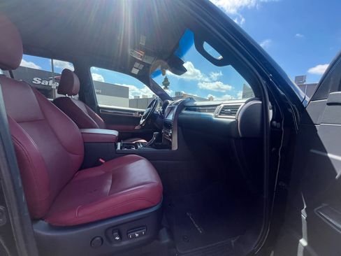 Used 2020 Lexus GX 460 Premium image 11