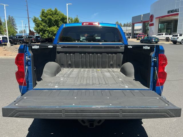 Used 2018 Toyota Tundra Limited w/ Limited Premium Package AWD/4WD image 31
