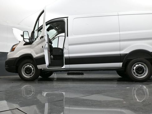 New 2026 Ford Transit 150 Low Roof image 27