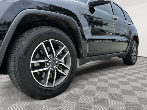 Used 2021 Jeep Grand Cherokee Limited AWD/4WD image 6