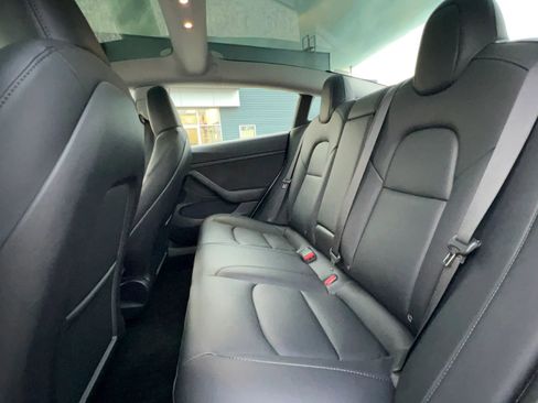 Used 2023 Tesla Model 3 Standard Range image 21