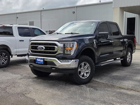 Used 2021 Ford F150 XLT w/ Equipment Group 302A High AWD/4WD image 3