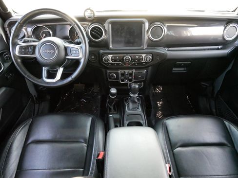 Used 2021 Jeep Wrangler Unlimited Sahara image 10
