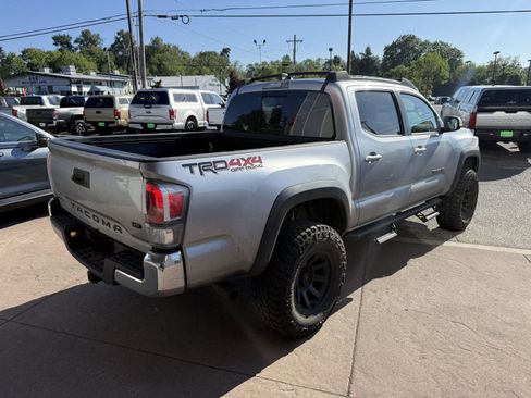 Used 2023 Toyota Tacoma TRD Off-Road w/ Black Out Package (TMS) AWD/4WD image 31