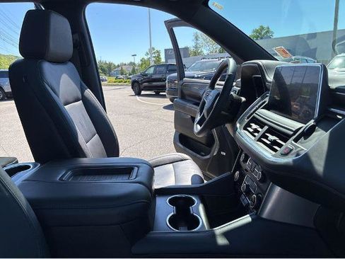 Used 2024 Chevrolet Tahoe LT w/ LT Signature Plus Package AWD/4WD image 16
