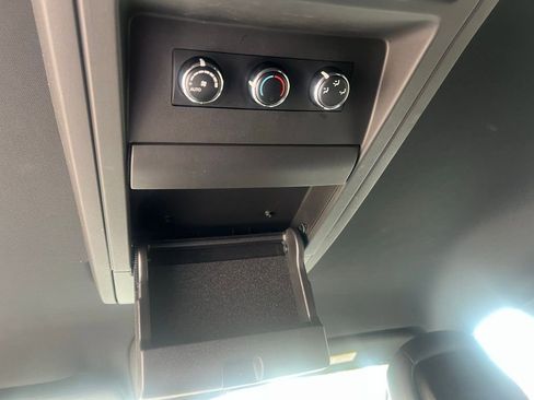 Used 2019 Dodge Grand Caravan GT FWD image 29