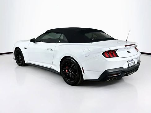 Used 2025 Ford Mustang GT Premium RWD image 4